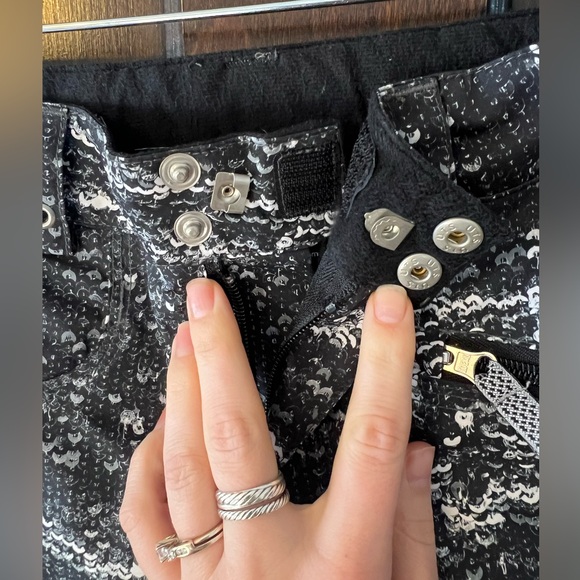 Kids Spyder Ski Pants Size 8, excellent condition. Super cute and stylish. - Picture 5 of 15